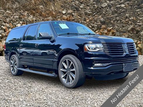 Used 2016 Lincoln Navigator L Reserve AWD/4WD image 8