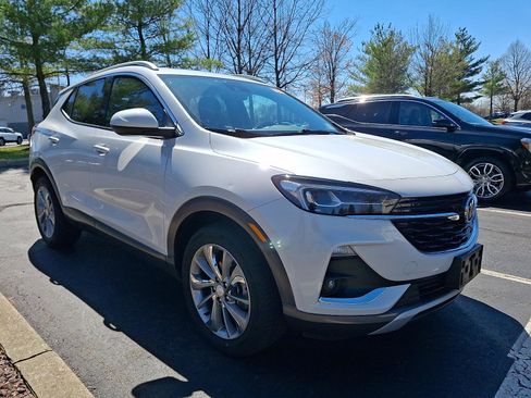 Certified 2023 Buick Encore GX Essence w/ Experience Buick Package image 1