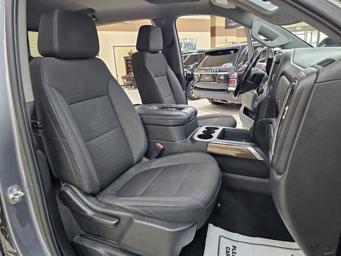 Used 2019 Chevrolet Silverado 1500 RST w/ All-Star Edition AWD/4WD image 18