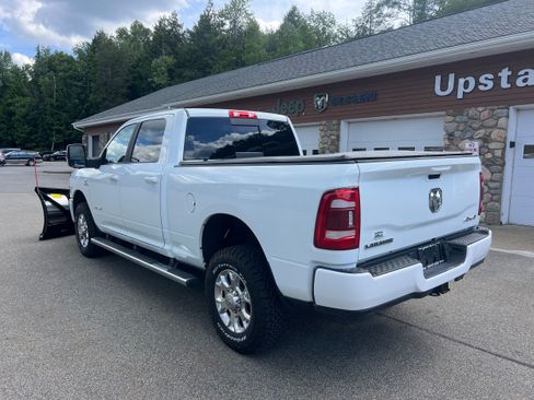 Used 2024 RAM 2500 Laramie AWD/4WD image 7