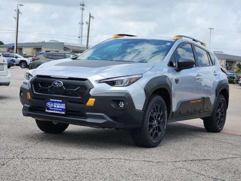 New 2026 Subaru Crosstrek 2.5i Wilderness w/ Crosstrek Mirror Package AWD/4WD image 2
