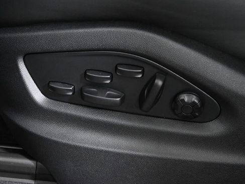 Used 2026 Porsche Cayenne E-Hybrid AWD/4WD image 30