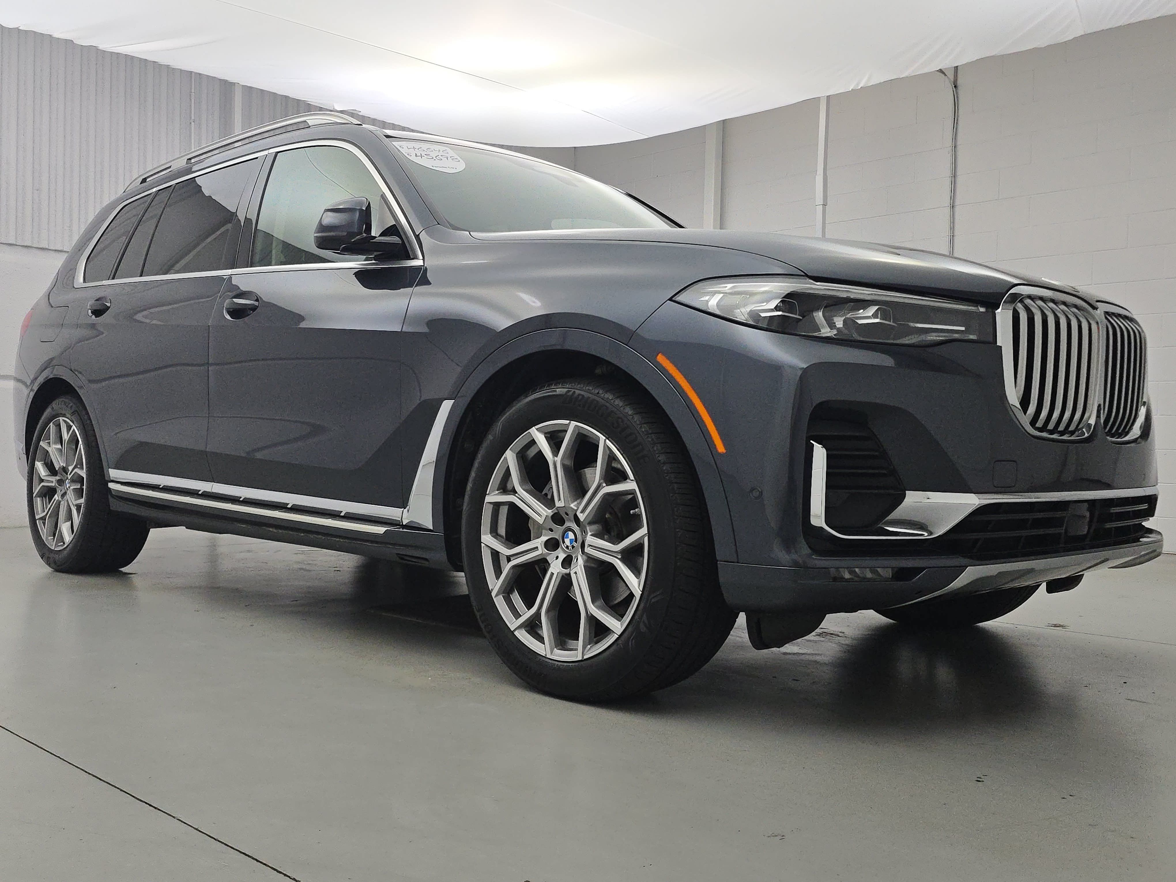Used 2022 BMW X7 xDrive40i w/ Premium Package AWD/4WD image 9