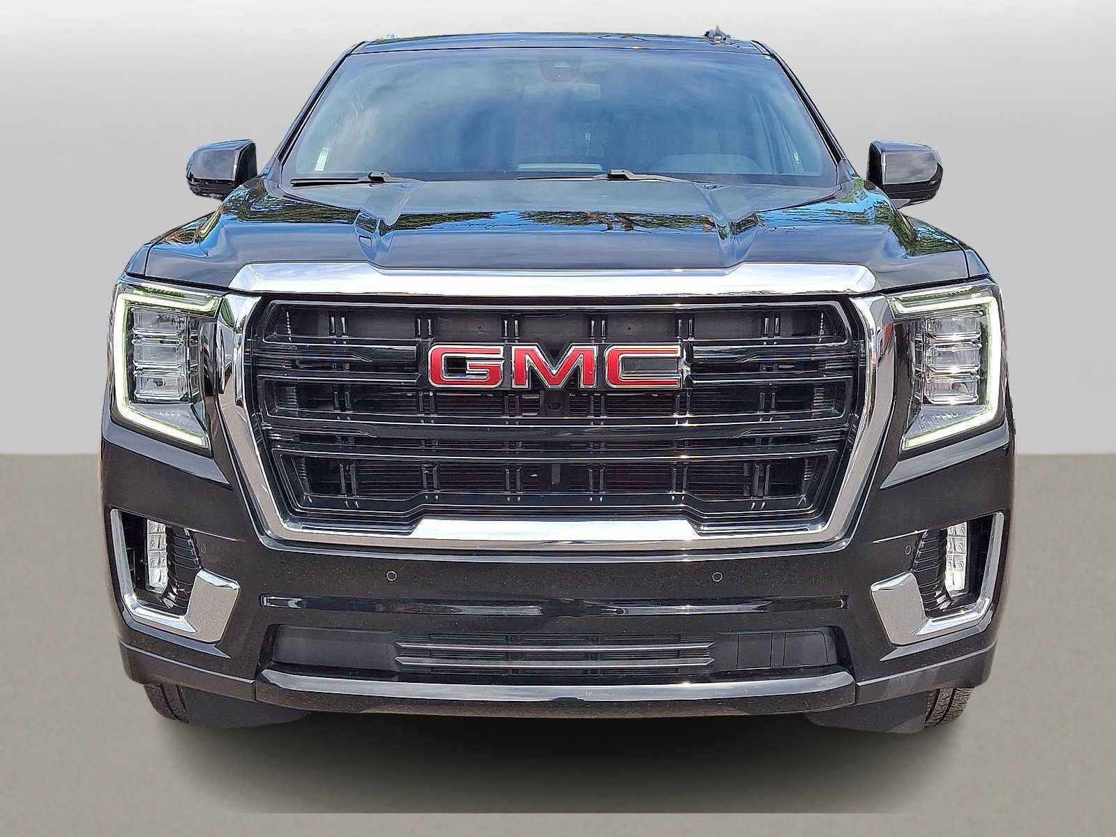 Used 2022 GMC Yukon SLE w/ Gmc Pro Safety Plus Package AWD/4WD image 35