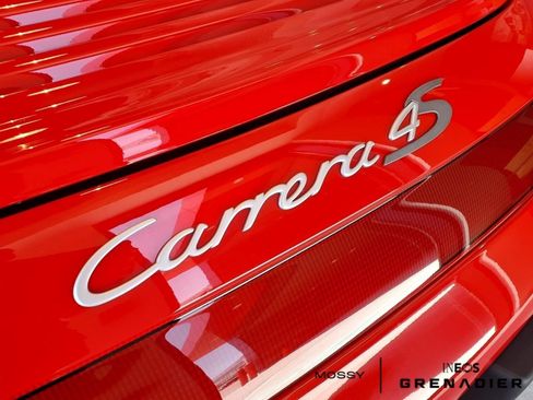 Used 2004 Porsche 911 Carrera 4S AWD/4WD image 8