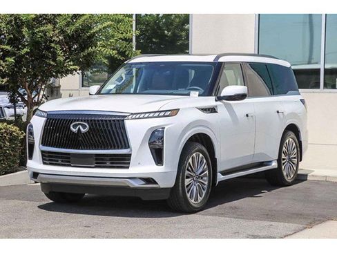 New 2026 INFINITI QX80 Luxe w/ Cargo Package image 3