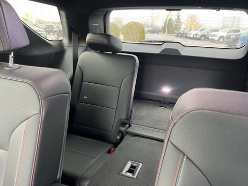 Used 2025 Chevrolet Traverse Z71 w/ Enhanced Driving Package image 25