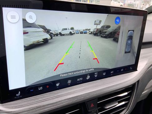 Certified 2025 Ford Escape SE w/ PHEV Premium Package image 26