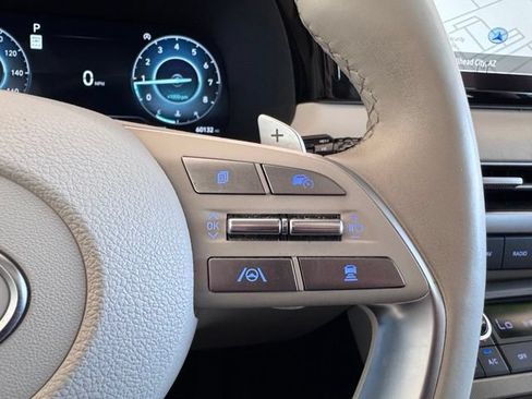 Used 2024 Hyundai Palisade Limited AWD/4WD image 18