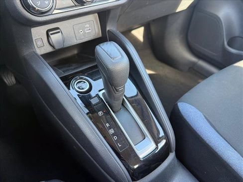 Used 2025 Nissan Versa SV FWD image 16
