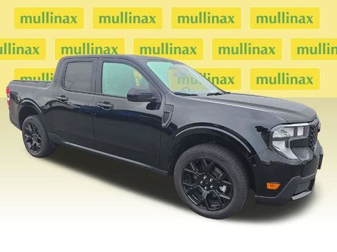 Certified 2025 Ford Maverick XLT w/ XLT Luxury Package AWD/4WD image 1