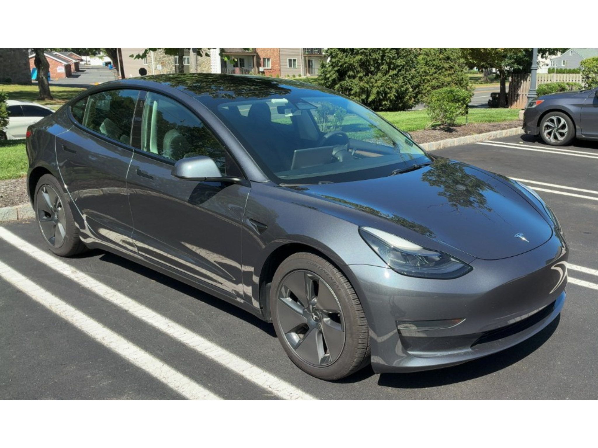 Used 2023 Tesla Model 3 Standard Range RWD image 2
