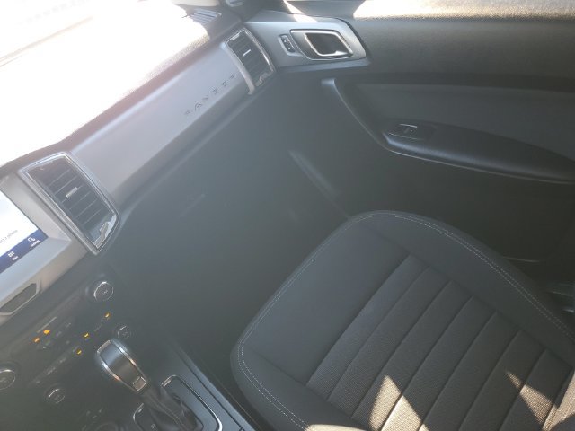Used 2019 Ford Ranger XLT w/ Black Appearance Package AWD/4WD image 17