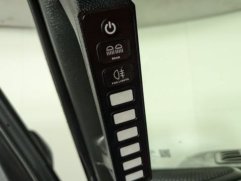 Used 2021 Jeep Wrangler Unlimited Rubicon AWD/4WD image 27
