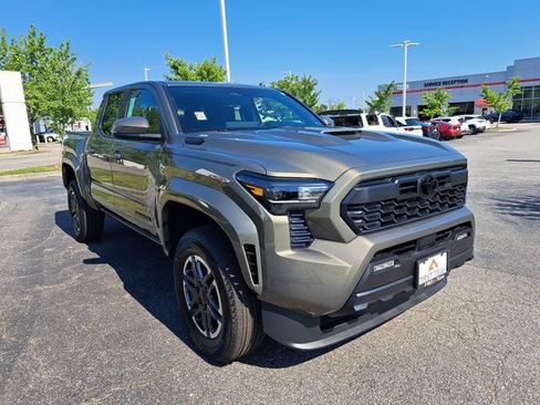 New 2026 Toyota Tacoma TRD Sport AWD/4WD image 4