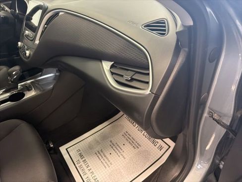 Used 2024 Chevrolet Malibu LT image 34