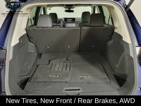 Used 2026 Nissan Rogue SL AWD/4WD image 16