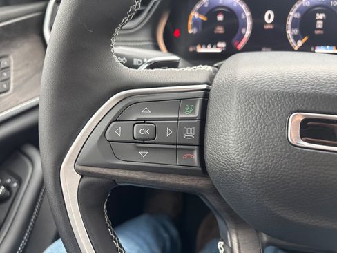 New 2026 Jeep Grand Cherokee Limited image 24