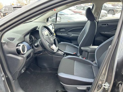 Used 2025 Nissan Versa SV w/ Trunk Package image 11