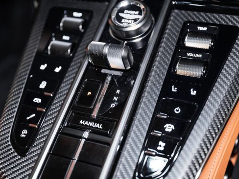 New 2026 Aston Martin V8 Vantage Coupe image 28