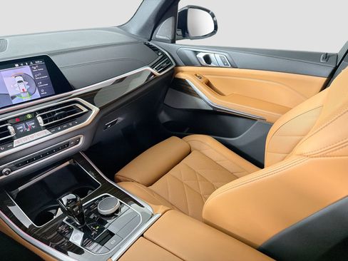 Certified 2023 BMW X5 sDrive40i w/ M Sport Package image 25