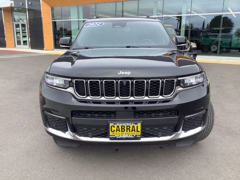 Used 2024 Jeep Grand Cherokee L Limited w/ Luxury Tech Group II image 4
