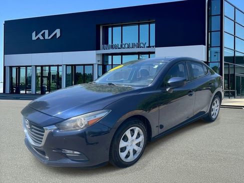 Used 2018 MAZDA MAZDA3 Sport FWD image 3