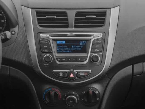 Used 2016 Hyundai Accent SE FWD image 7