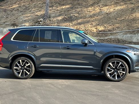 New 2025 Volvo XC90 B6 Plus w/ Protection Package Premier image 3