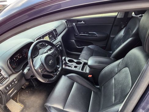 Used 2018 Kia Sportage SX image 9
