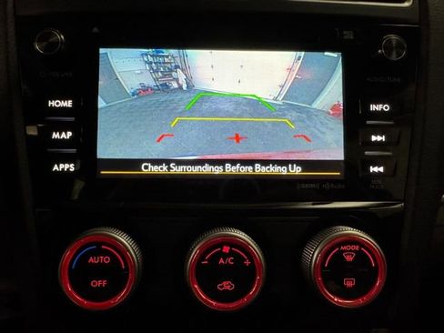 Used 2017 Subaru Forester 2.5i Limited image 12