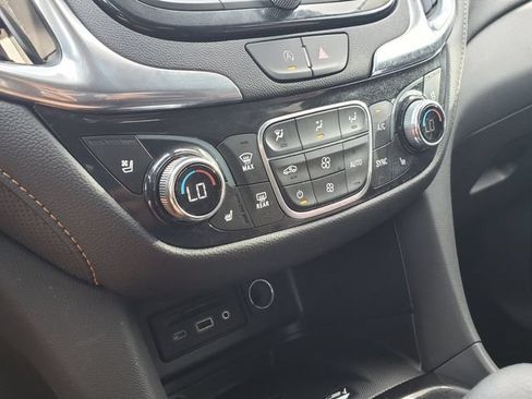 Certified 2024 Chevrolet Equinox Premier AWD/4WD image 35