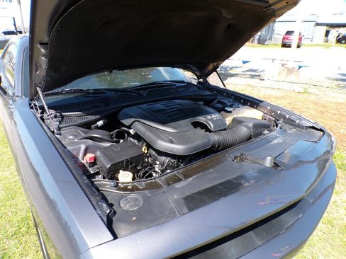 Used 2021 Dodge Challenger SXT w/ Driver Convenience Group image 9