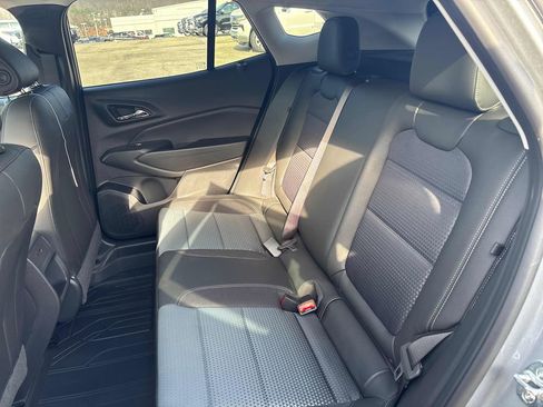 New 2026 Chevrolet Trax LT w/ Driver Confidence Package image 25