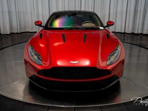 Used 2020 Aston Martin DB11 AMR image 5