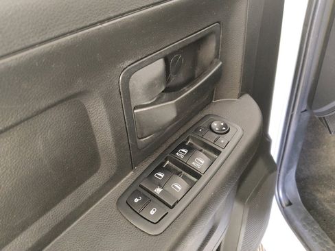 Used 2018 RAM 1500 Express image 27