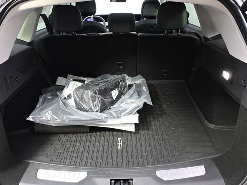 New 2026 Lincoln Nautilus Premier w/ Equipment Group 102A image 19