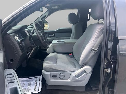 Used 2014 Ford F150 XLT w/ Equipment Group 302A Luxury AWD/4WD image 8