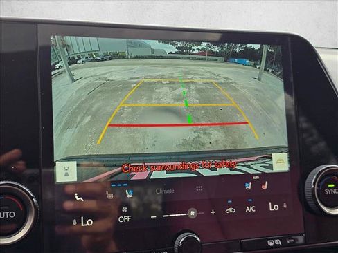 Used 2025 Lexus NX 250 FWD w/ Towing Package (2000 Lbs) image 13