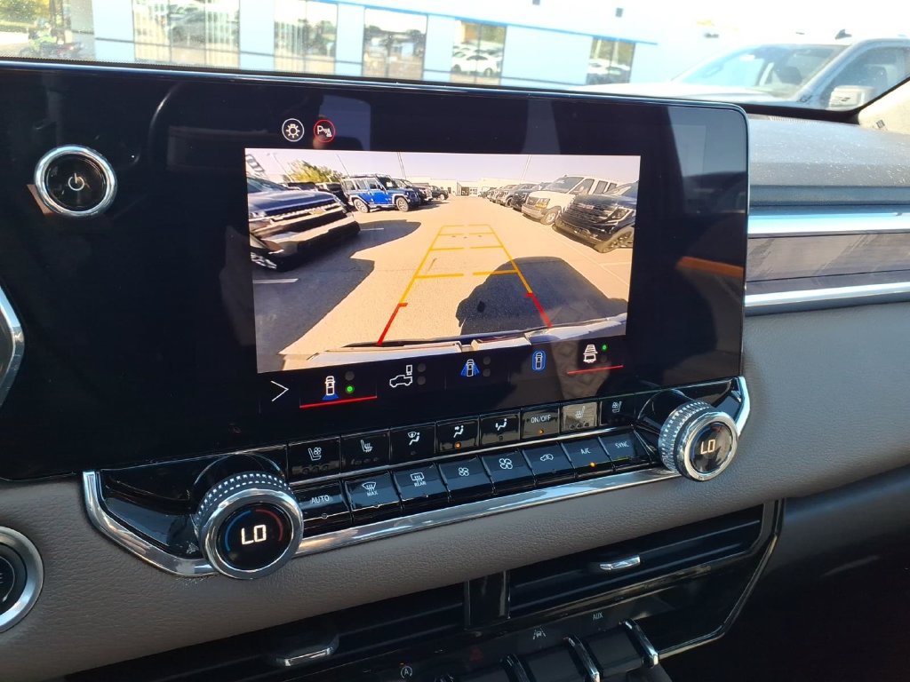 Used 2024 GMC Canyon Denali AWD/4WD image 19