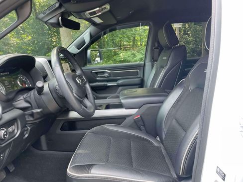 Used 2023 RAM 1500 Laramie AWD/4WD image 13