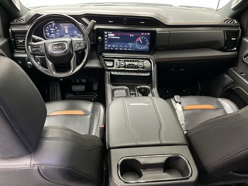 Certified 2024 GMC Sierra 2500 AT4 w/ AT4 Preferred Package image 4