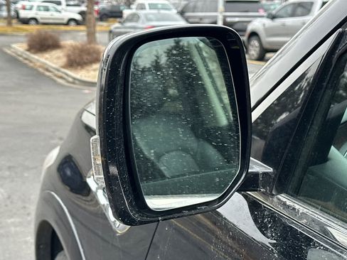 Used 2014 INFINITI QX80 4WD w/ Deluxe Touring Package image 8