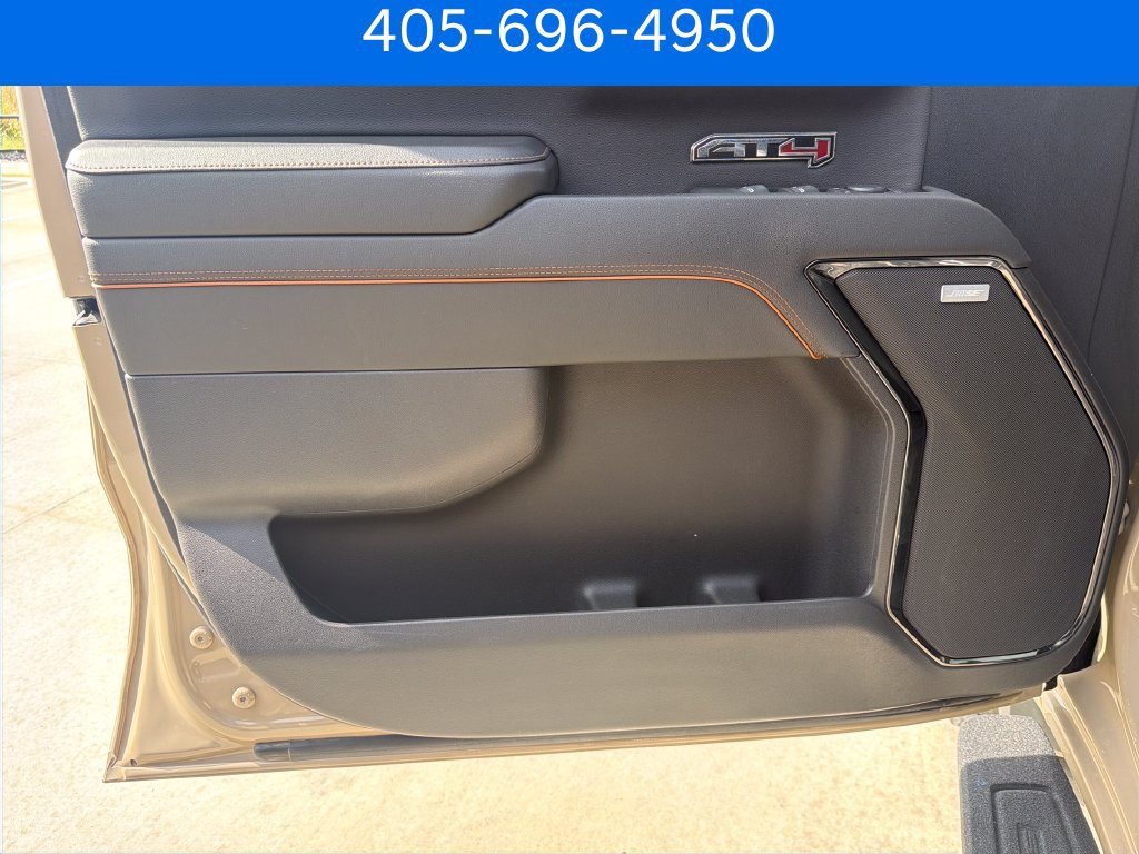 Used 2023 GMC Sierra 1500 AT4 w/ AT4 Premium Package AWD/4WD image 16