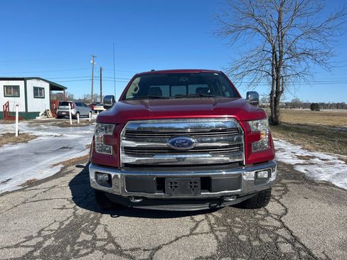Used 2016 Ford F150 Lariat image 2