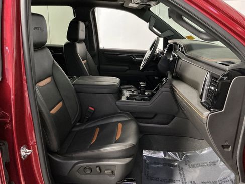 Used 2025 GMC Sierra 1500 AT4 w/ AT4 Premium Package AWD/4WD image 27