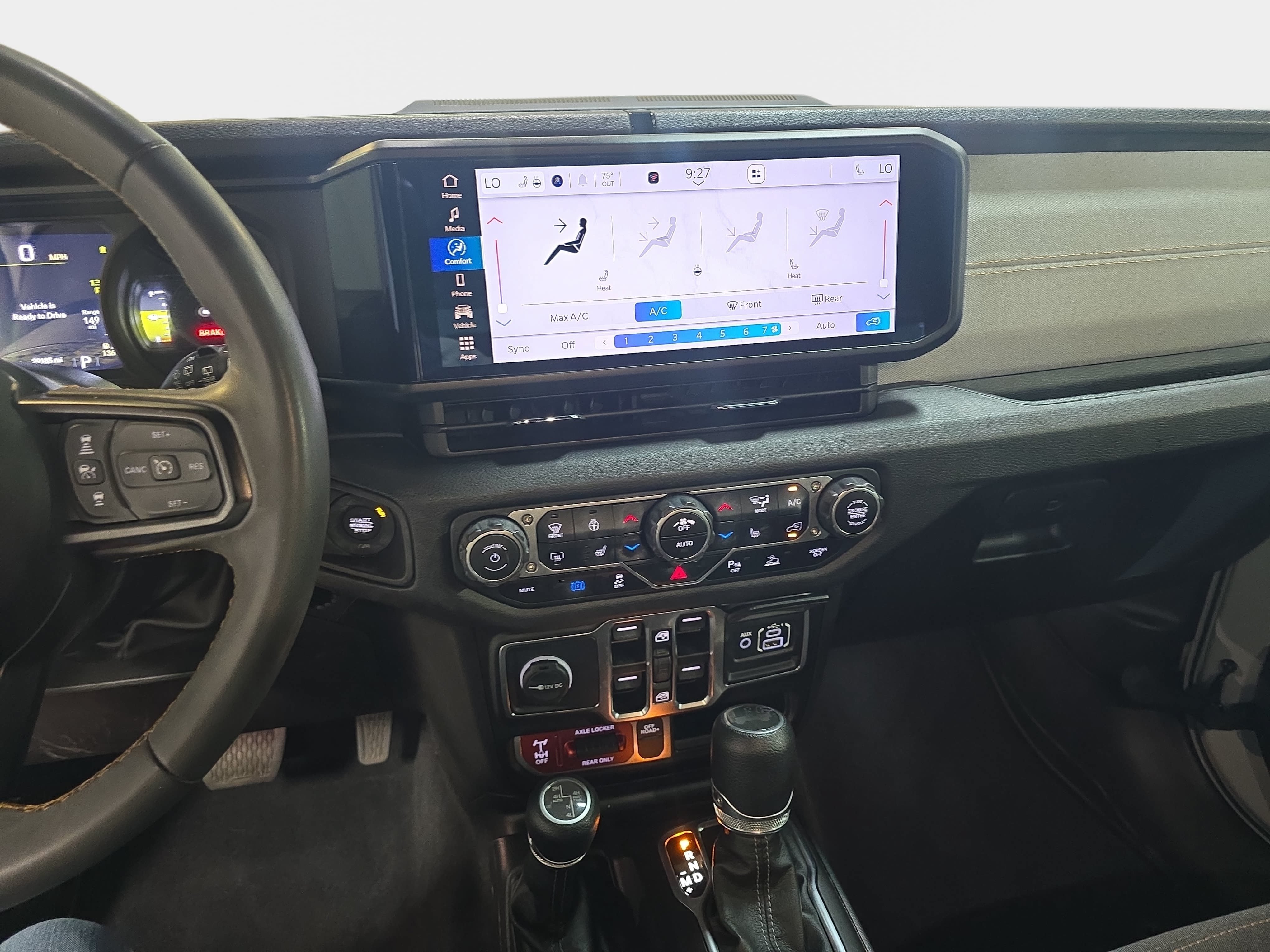 Used 2024 Jeep Wrangler Unlimited AWD/4WD image 17