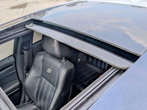 Used 2023 Chrysler 300 S RWD image 11