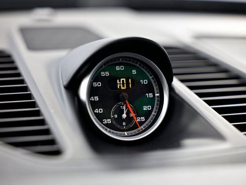 Certified 2015 Porsche 911 Carrera 4 GTS image 32