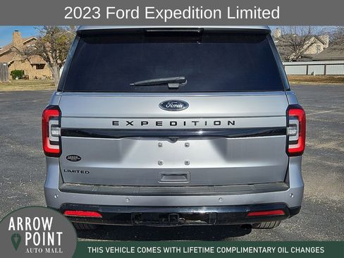 Used 2023 Ford Expedition Limited image 10